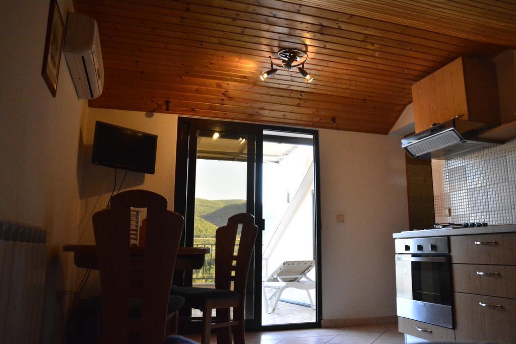 Apartments Bakuk Stari Grad  Exterior foto